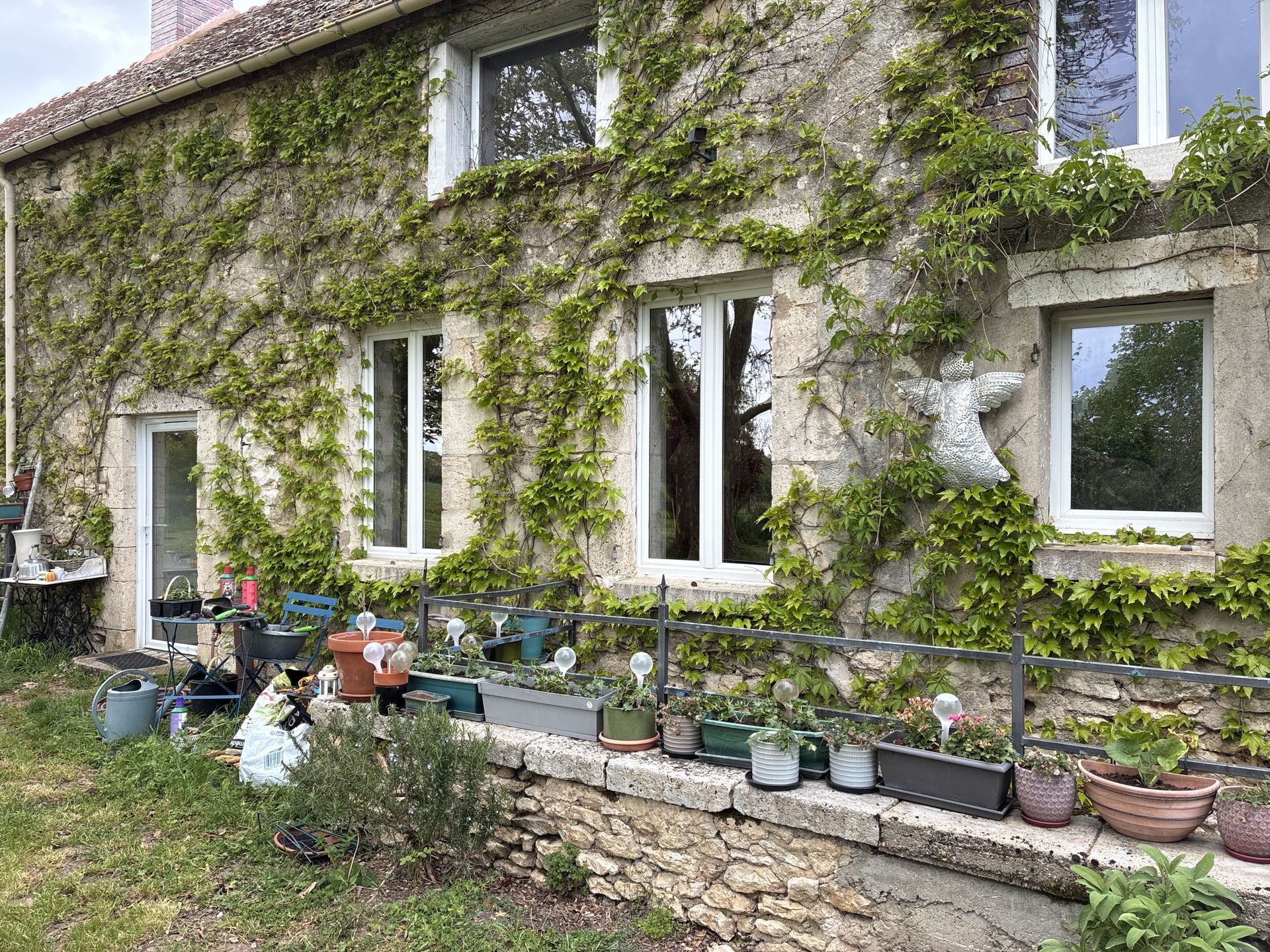 Portail d'entrée du Gîte Piscine Montargis, Nargis (45210) Loiret