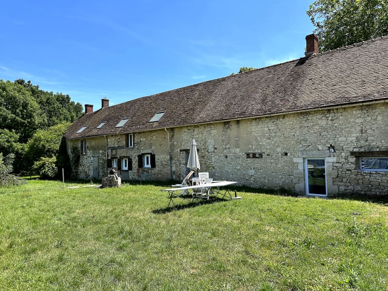Jardin clos du Gîte Piscine Montargis, Nargis Loiret